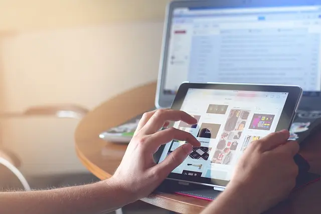 Redefining Customer Care with AI: Personalization and 24/7 Support